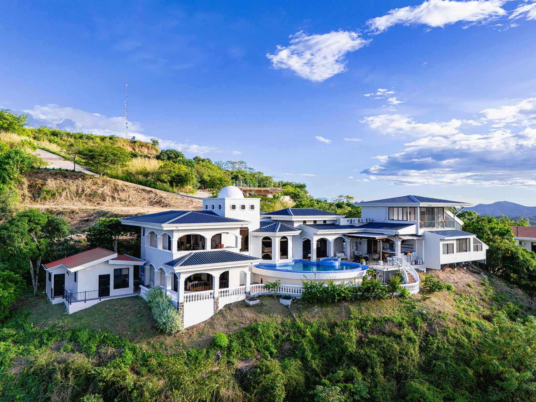 Stunning Ocean and Volcano Views at Casa Vista de Paraíso | Lomas del Mar