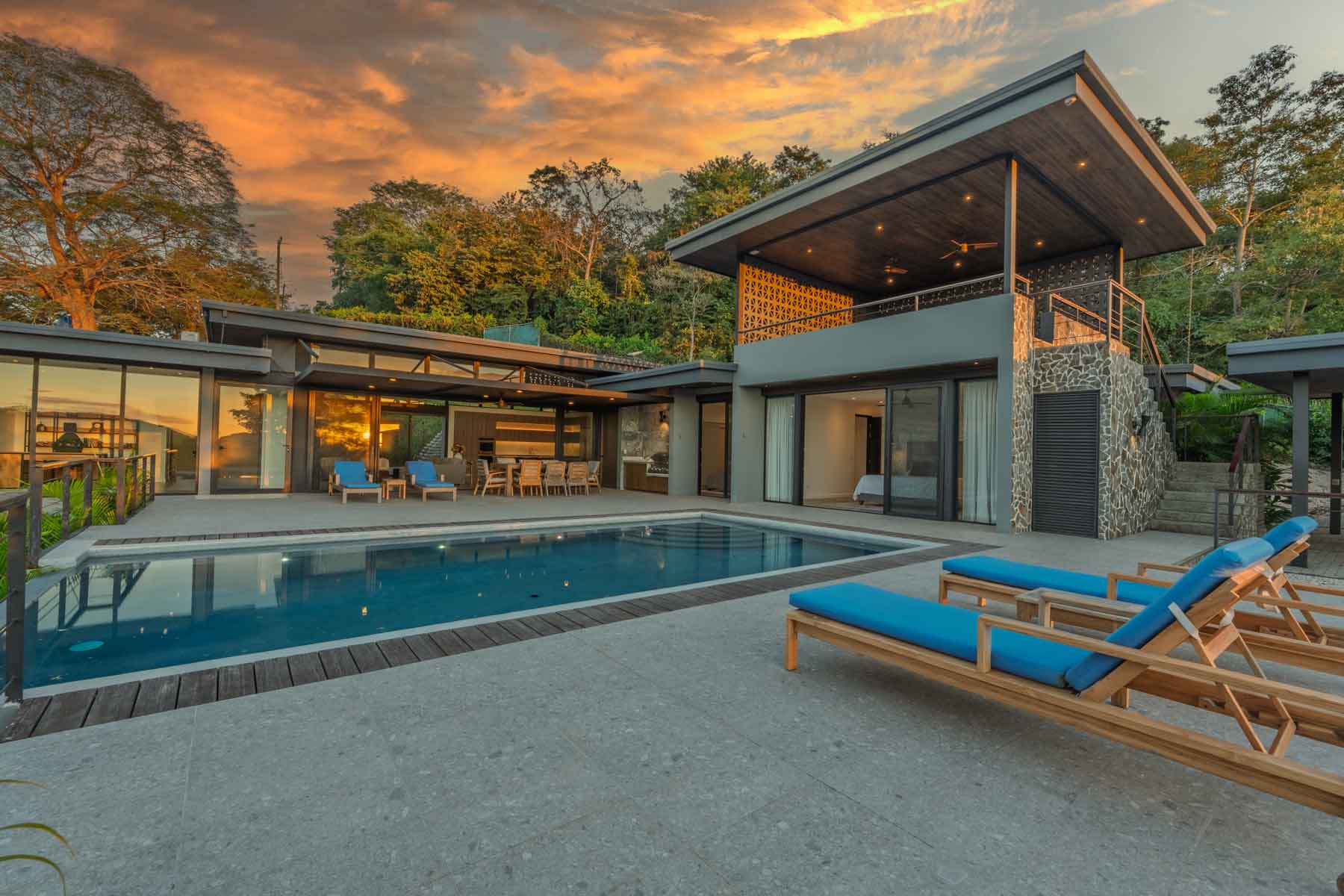 Casa Linía — Ocean-View Luxury Residence Near Tamarindo