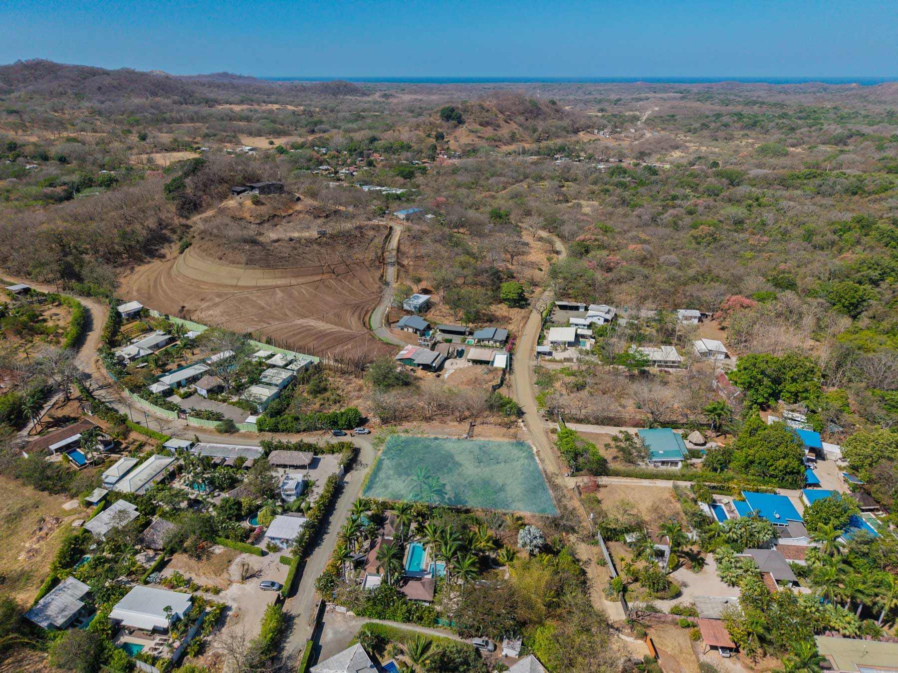 Spacious 2,179 m² Corner Lot in Río Santo Near Tamarindo