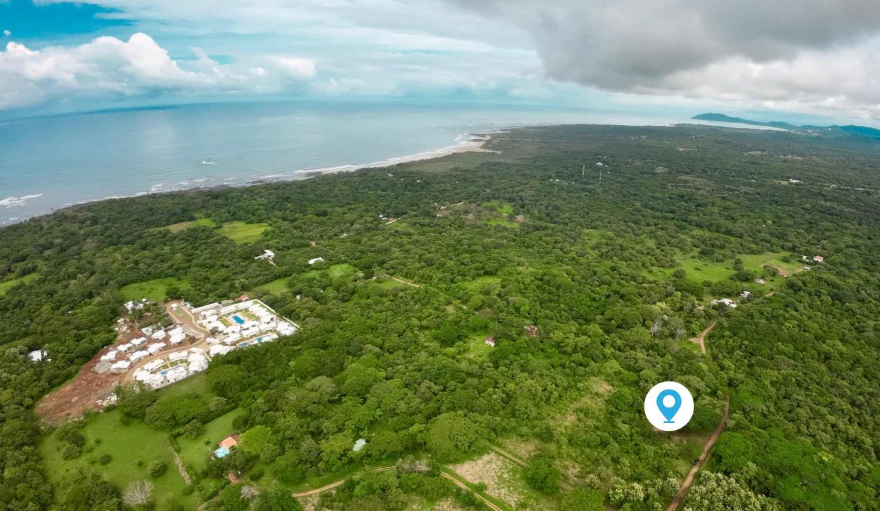 Mixed-Use Lot in Playa Avellanas with Water Letter